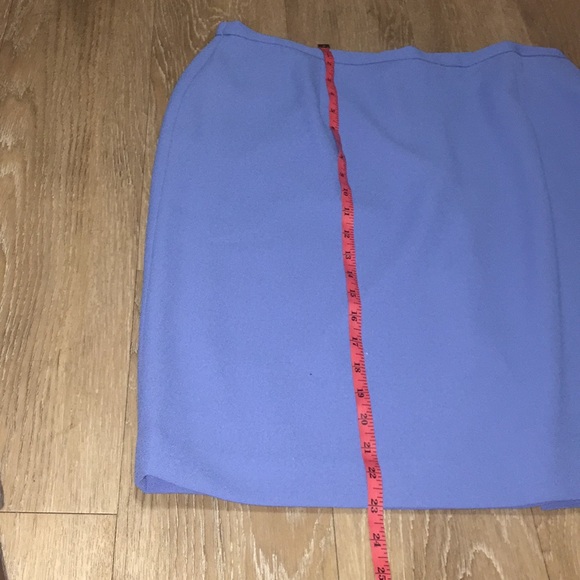 Karen Scott  skirt suit - Picture 7 of 8